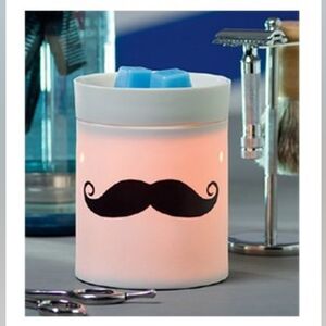 SCENTSY | MUSTASH